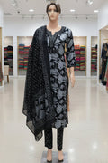 Plus Size | Black Floral Cotton6060 with V Neck