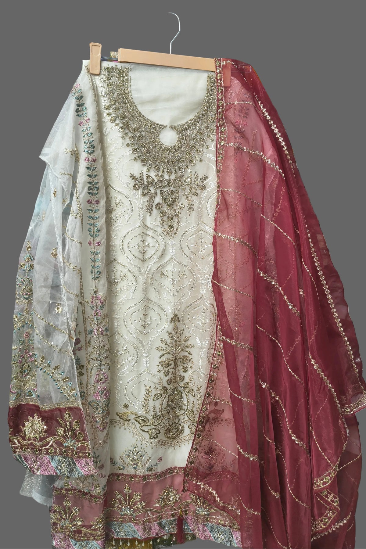 Contrast Organza with Heavy Embroidery and Zarkan Work | Unstitched |